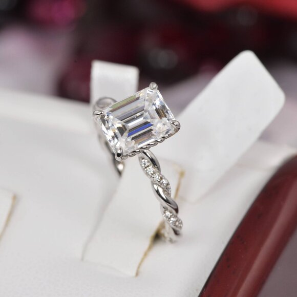 Certified Moissanite 3ct Emerald Cut Egagement Ring 925 Sterling Silver - Picture 4 of 7